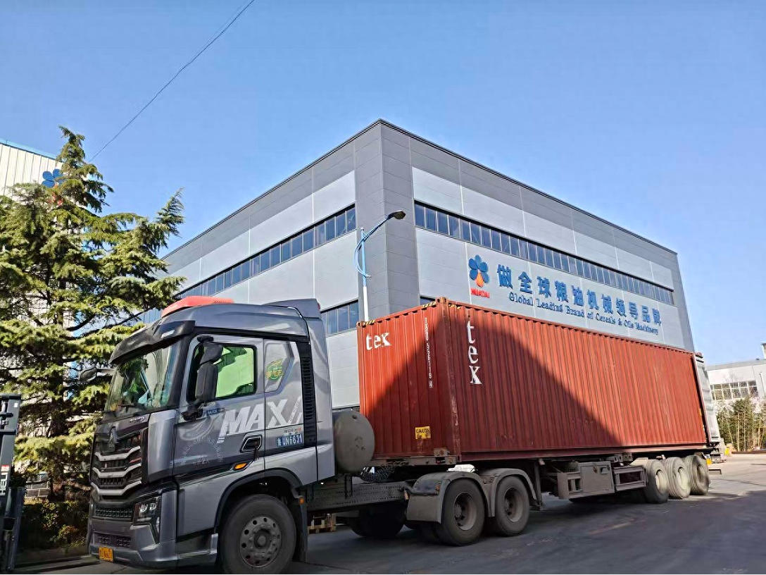 華泰集團200T/D米糠加工成套設備啟運越南
